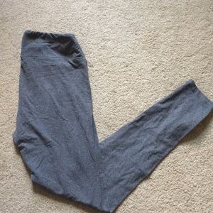 Grey lularoe leggings never worn